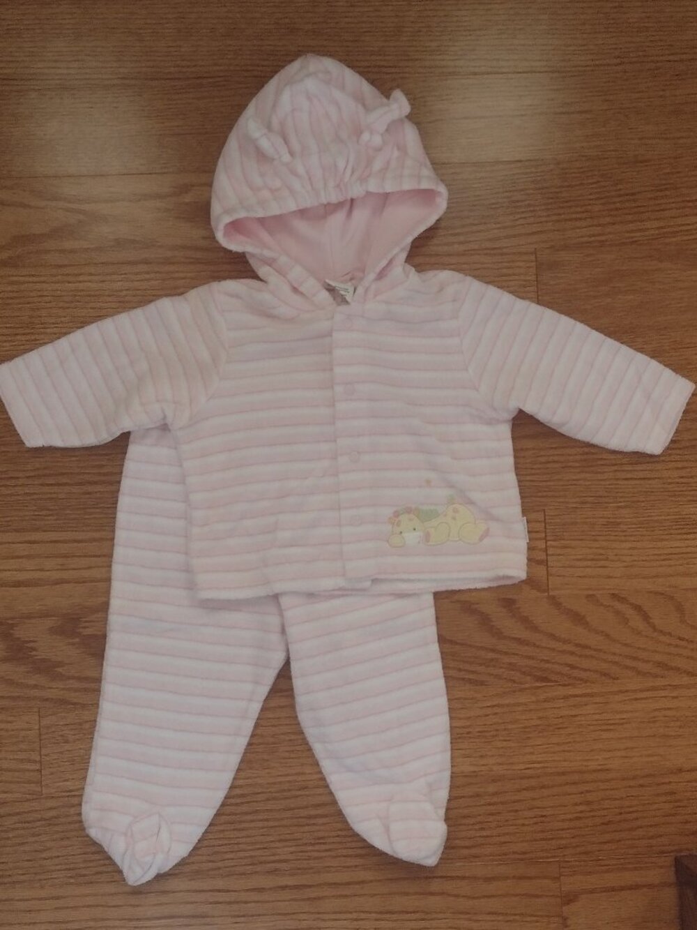 6 M | Striped Pink Embroidered Giraffe Outfit